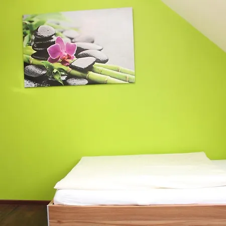 Ebert Hotel Neuhof (Hessen)